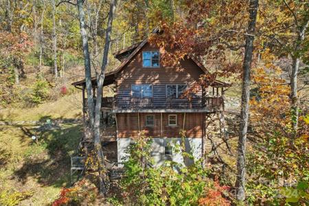 27 Tuckaway Road