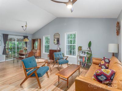 15 Maplewood Drive