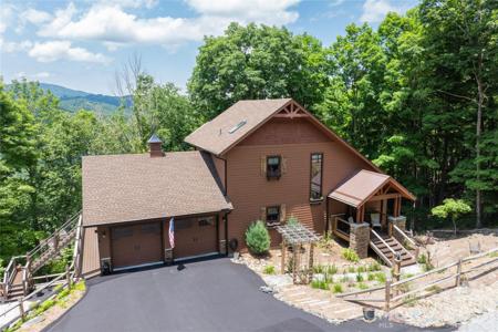 1009 Larkspur Trail