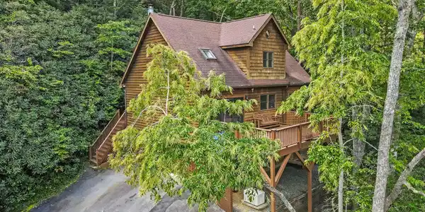 169 Hilltop Road