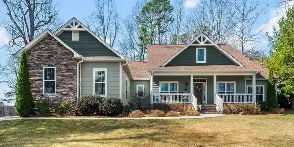 76 Ledgestone Drive