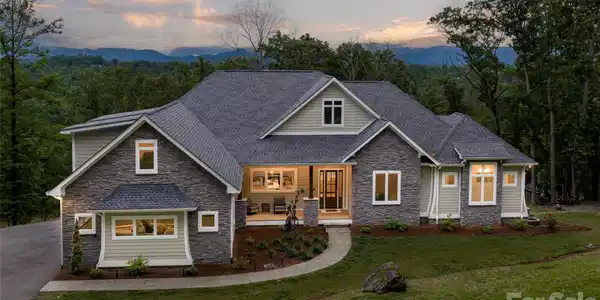 128 Saddle Ridge Drive