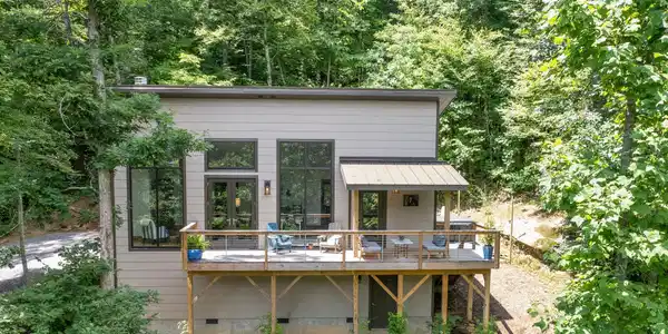 43 Tinkling Springs Lane