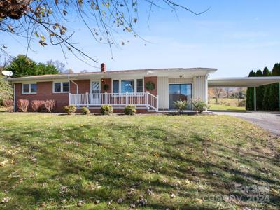 877 Oakdale Road