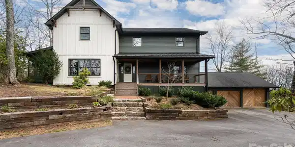 246 Sweetwater Road