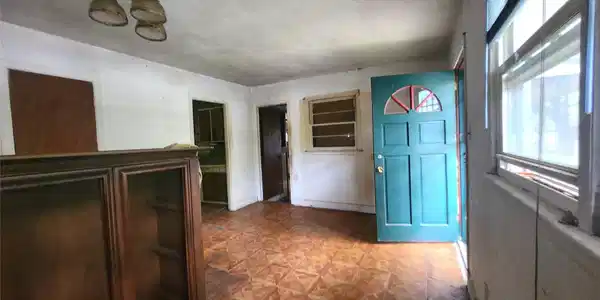 Image 4 Image 4