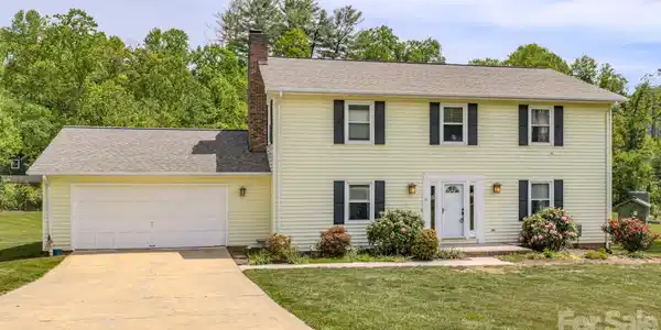 10 Arrow Place