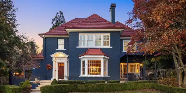 62 Kimberly Avenue