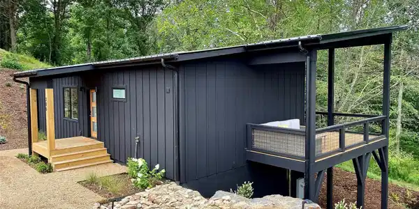306 Broad Vista Lane