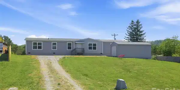 123 Big Oak Road