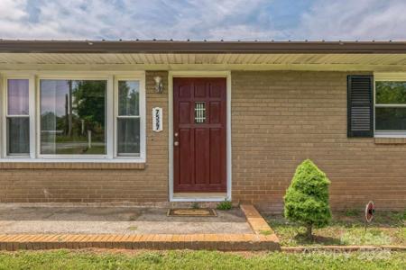 7527 Old Shelby Road