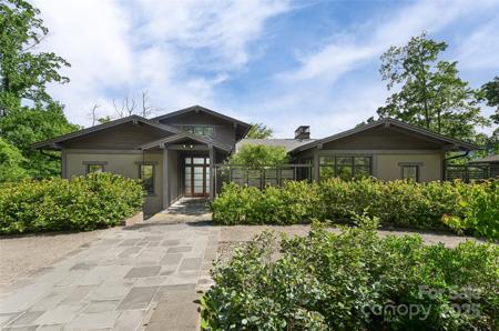 1121 Timberbluff Way