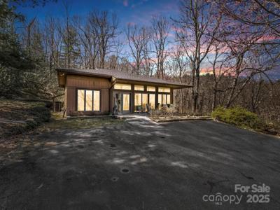 828 Foster Hill Drive