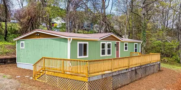 556 Riceville Road