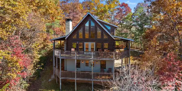 651 Hidden Acres Trail