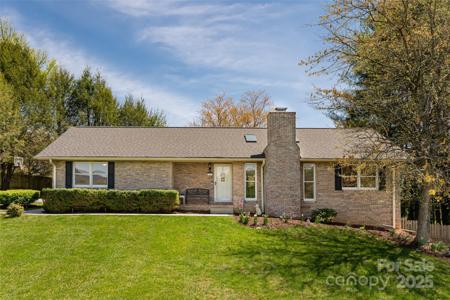 77 Roberts Ridge Drive