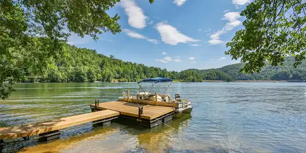 1679 Woods Mountain Trail
