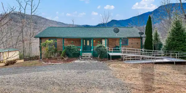 211 Cherry Hollow Road