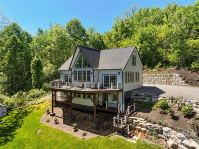 114 Nesting Ridge