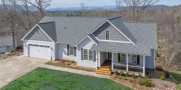 11 Briar Ridge Drive
