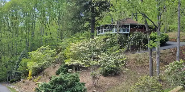 623 Country Club Drive
