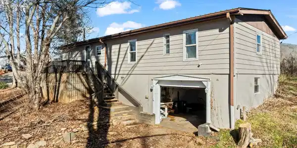 55 Katydid Lane