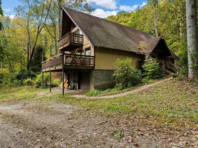 18330 Great Smoky Mountain Expressway