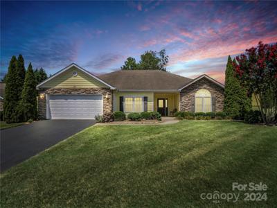 34 SLOSMAN Drive