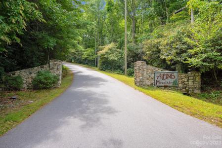99999 Mountain Creek Drive