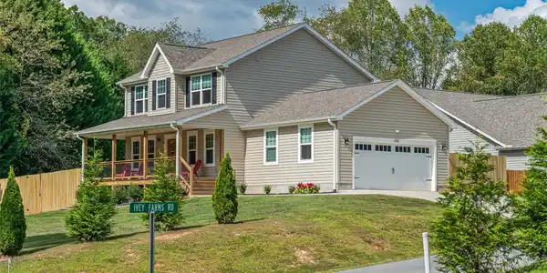 104 Ivey Farms Road
