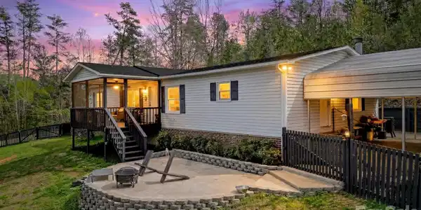 1003 Camp Creek Road