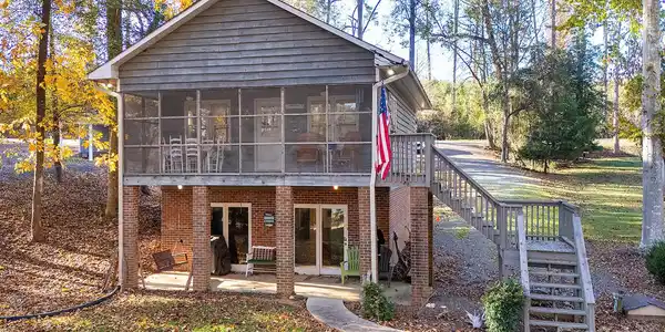 309 Emerald Shores Road