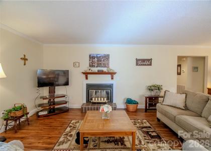 155 Tri Vista Drive