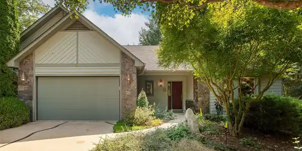 30 Hillcreek Drive