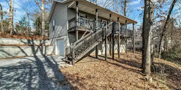 10 Harrisland Drive