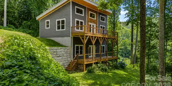 19 Sassafras Valley Road
