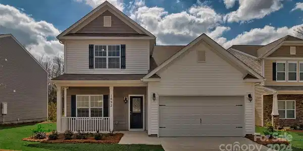596 Country Oak Drive