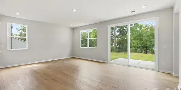 Image 4 Image 4
