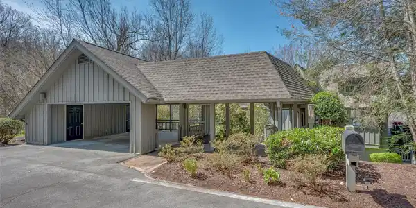 22 Wild Ivy Run