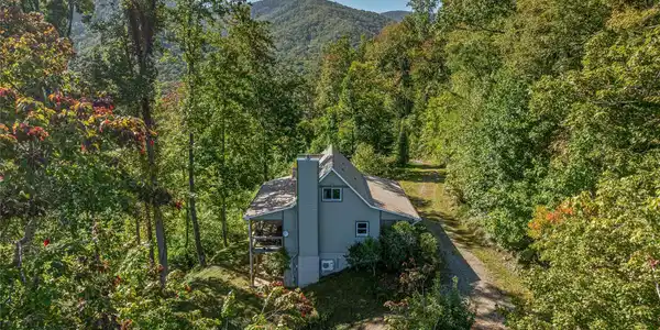 382 Black Oak Cove Road
