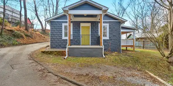 416 W Haywood Street