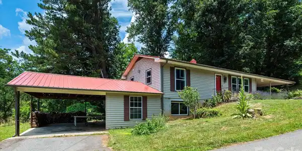 79 Laurel Cove Road