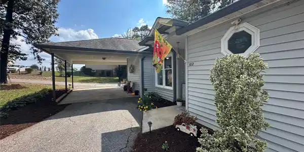 102 Stephens Drive