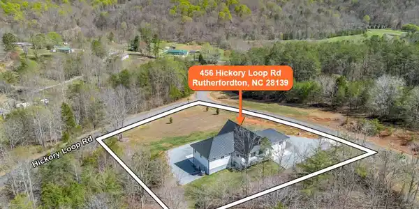 456 Hickory Loop