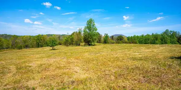 3670 Summer Road