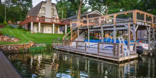3546 Pinehaven Drive