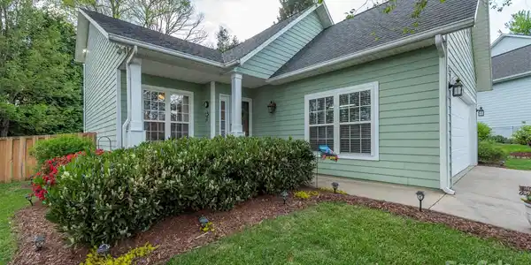 25 Cotton Creek Circle