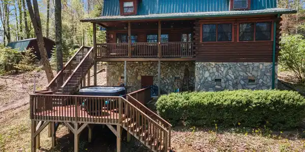 868 English Ridge Drive