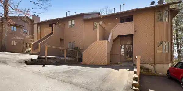 305 Piney Mountain Drive