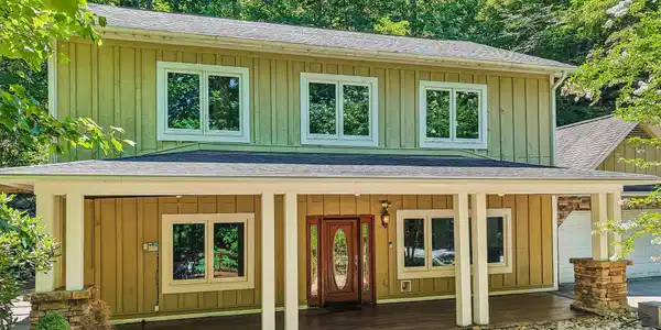 10 Cedar Drive